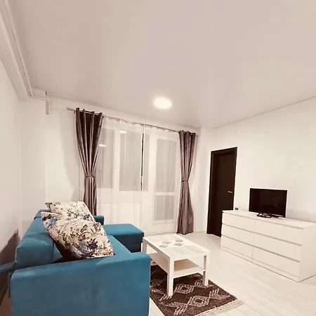 Urban Coresi Apartament