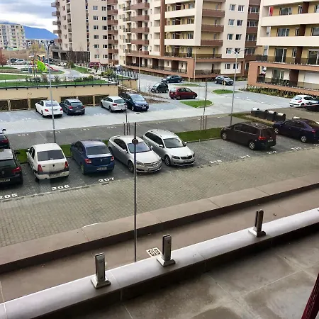 Urban Coresi Apartament *
